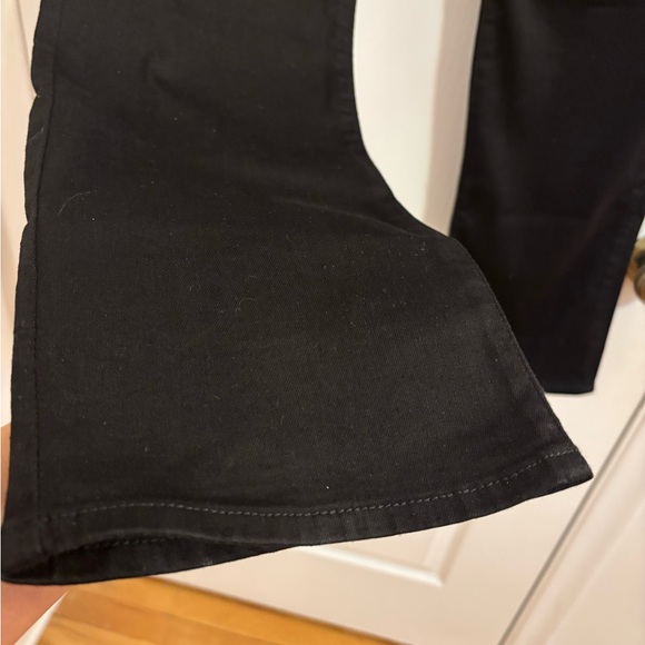 Levi's Women’s 314 Shaping Straight Black Jeans - 28 - Picture 15 of 16